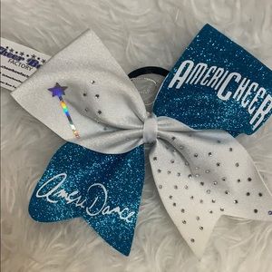 cheer bow